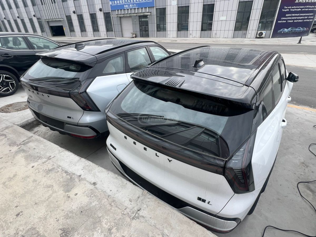 Geely Atlas 2026 — миниатюра 5