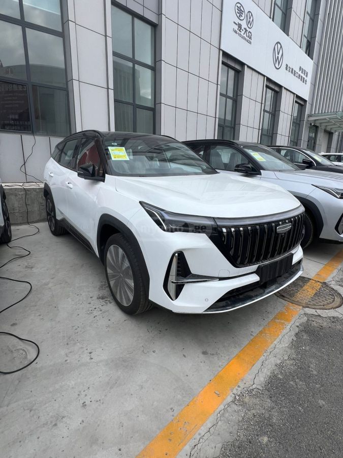 Geely Atlas 2026 — миниатюра 6