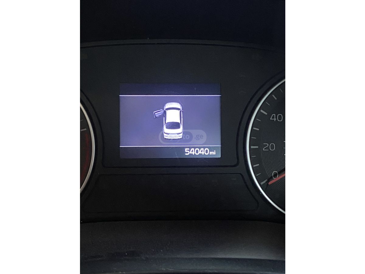 Kia Optima - фото 14