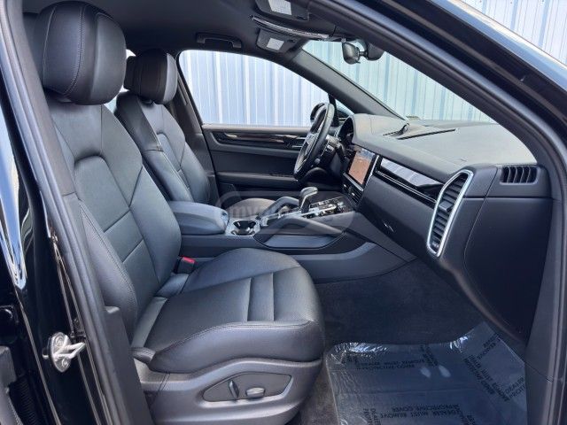 Porsche Cayenne - фото 12