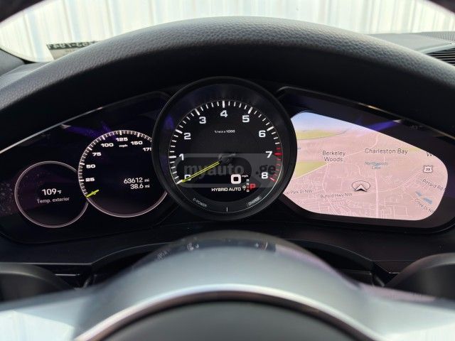 Porsche Cayenne - фото 6