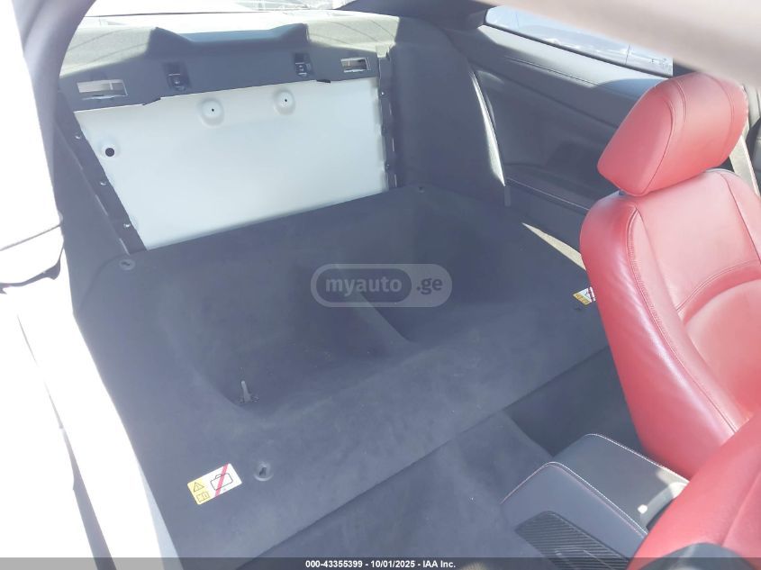 BMW M4 2023 — миниатюра 8