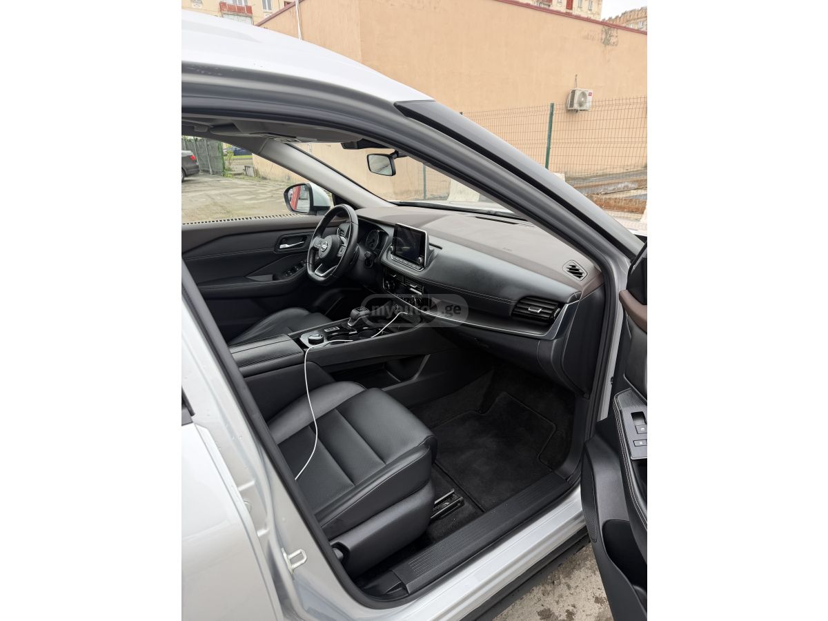 Nissan Rogue - фото 13