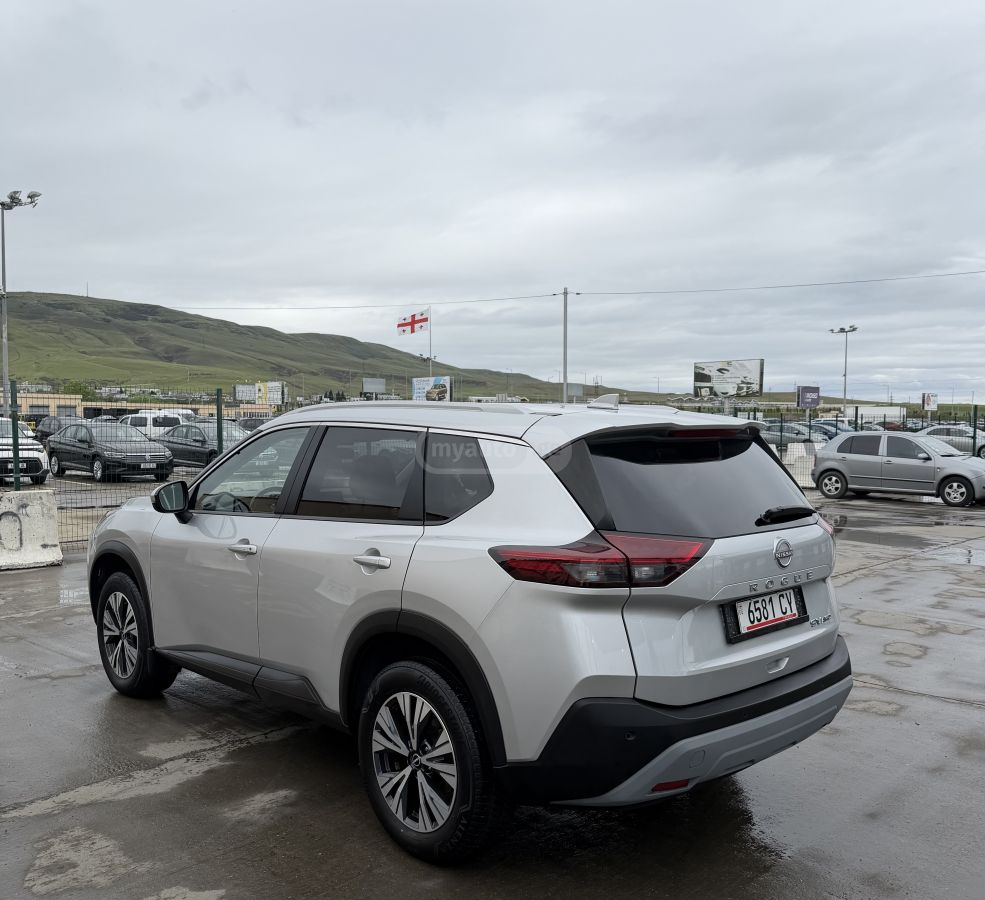 Nissan Rogue - фото 6