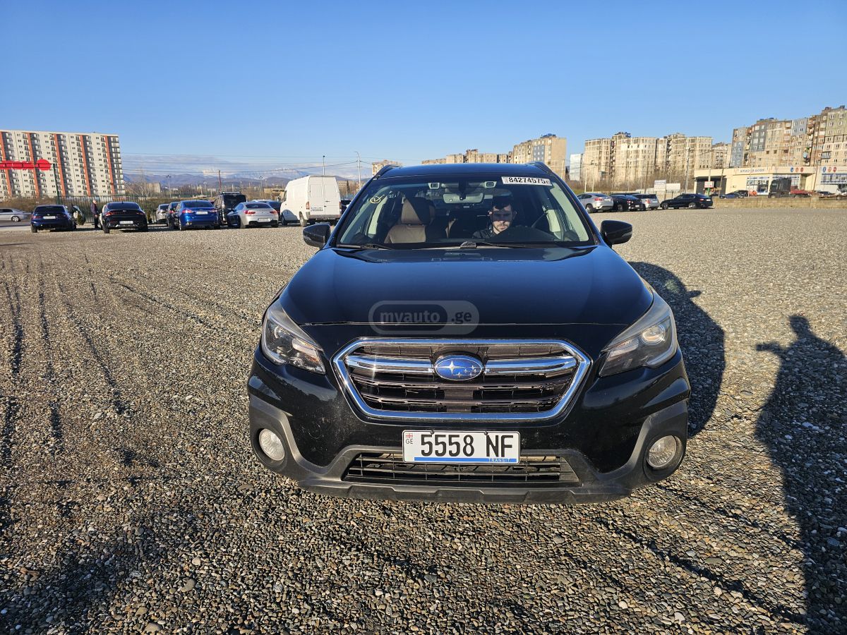 Subaru Outback - фото 1