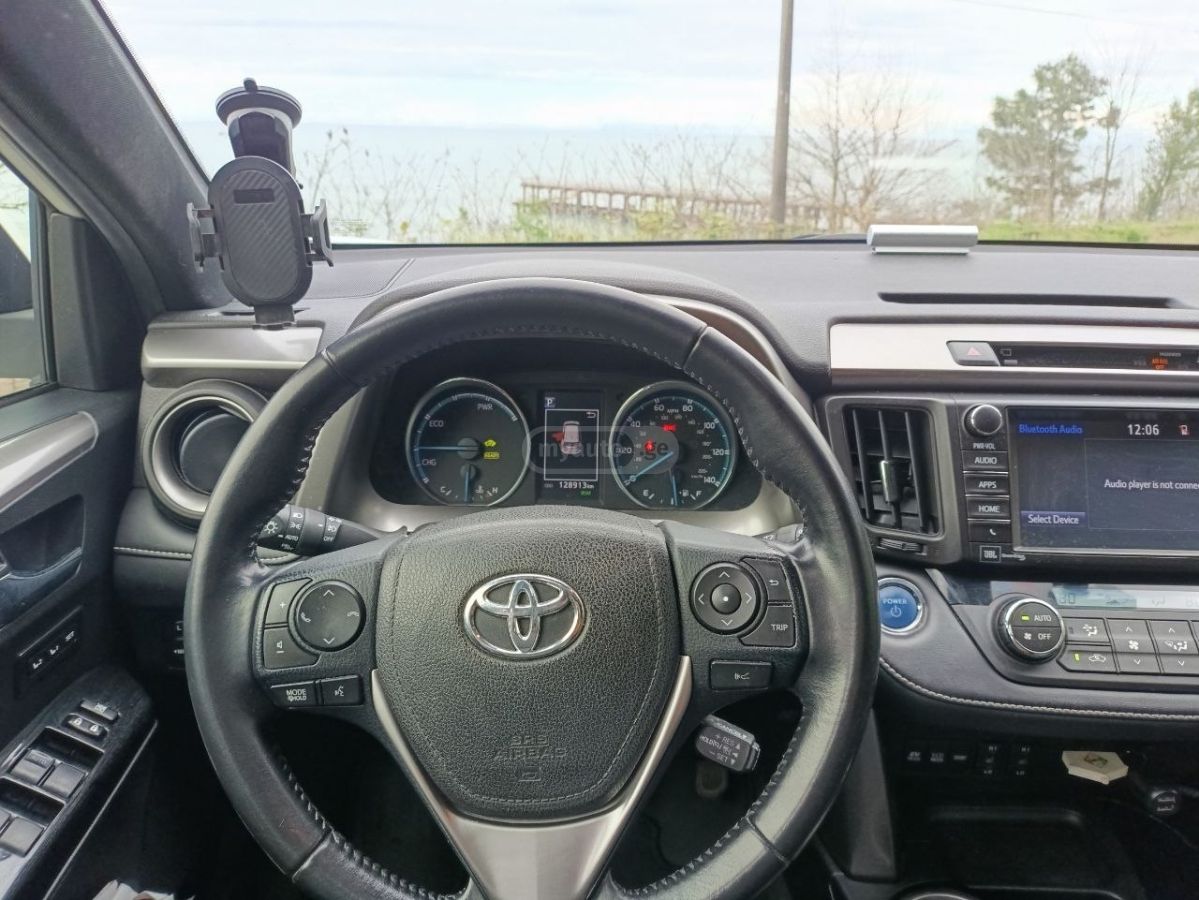 Toyota RAV 4 - фото 10