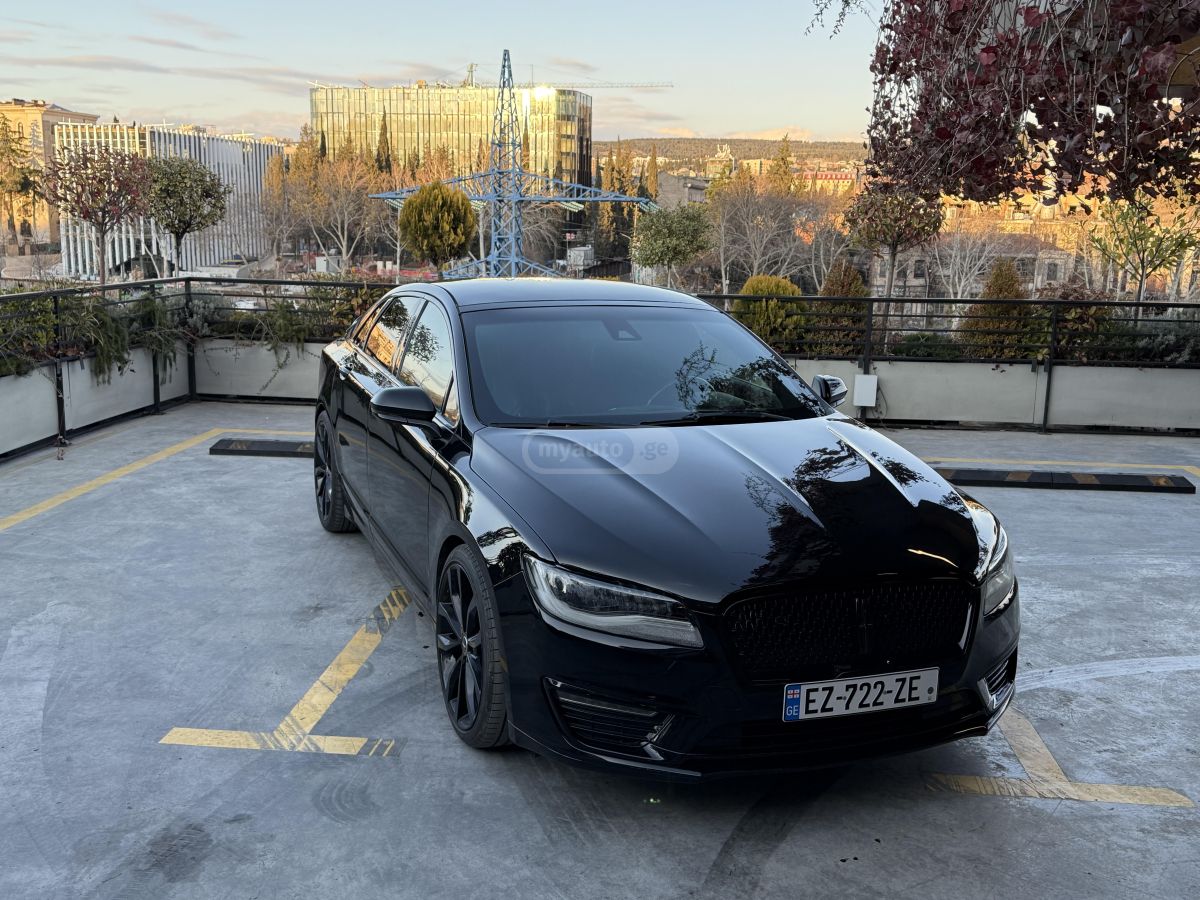 Lincoln MKZ - фото 3