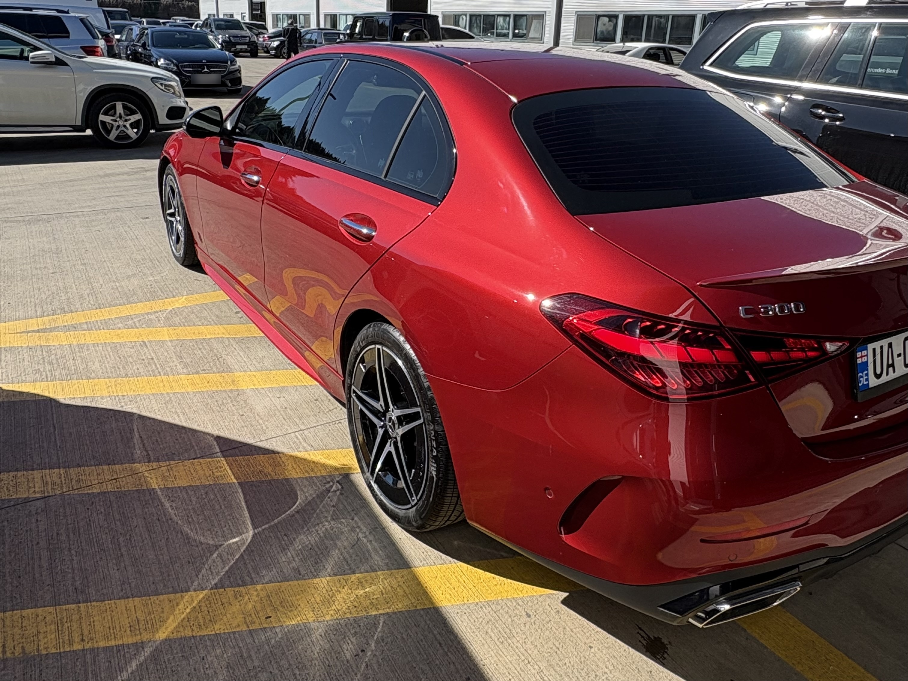 Mercedes-Benz C 300 - фото 7