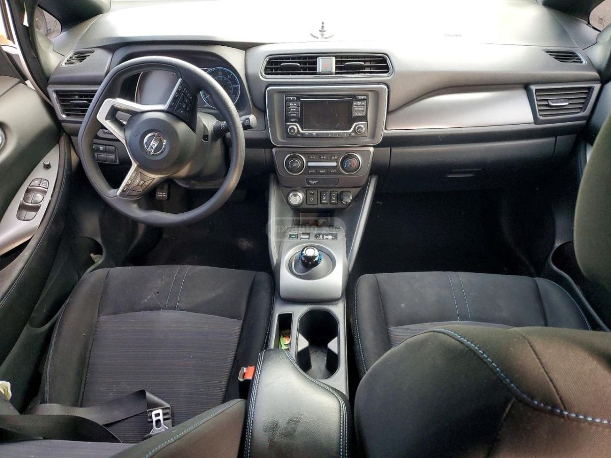Nissan Leaf - фото 8