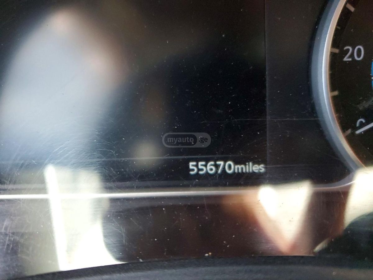 Nissan Leaf - фото 9