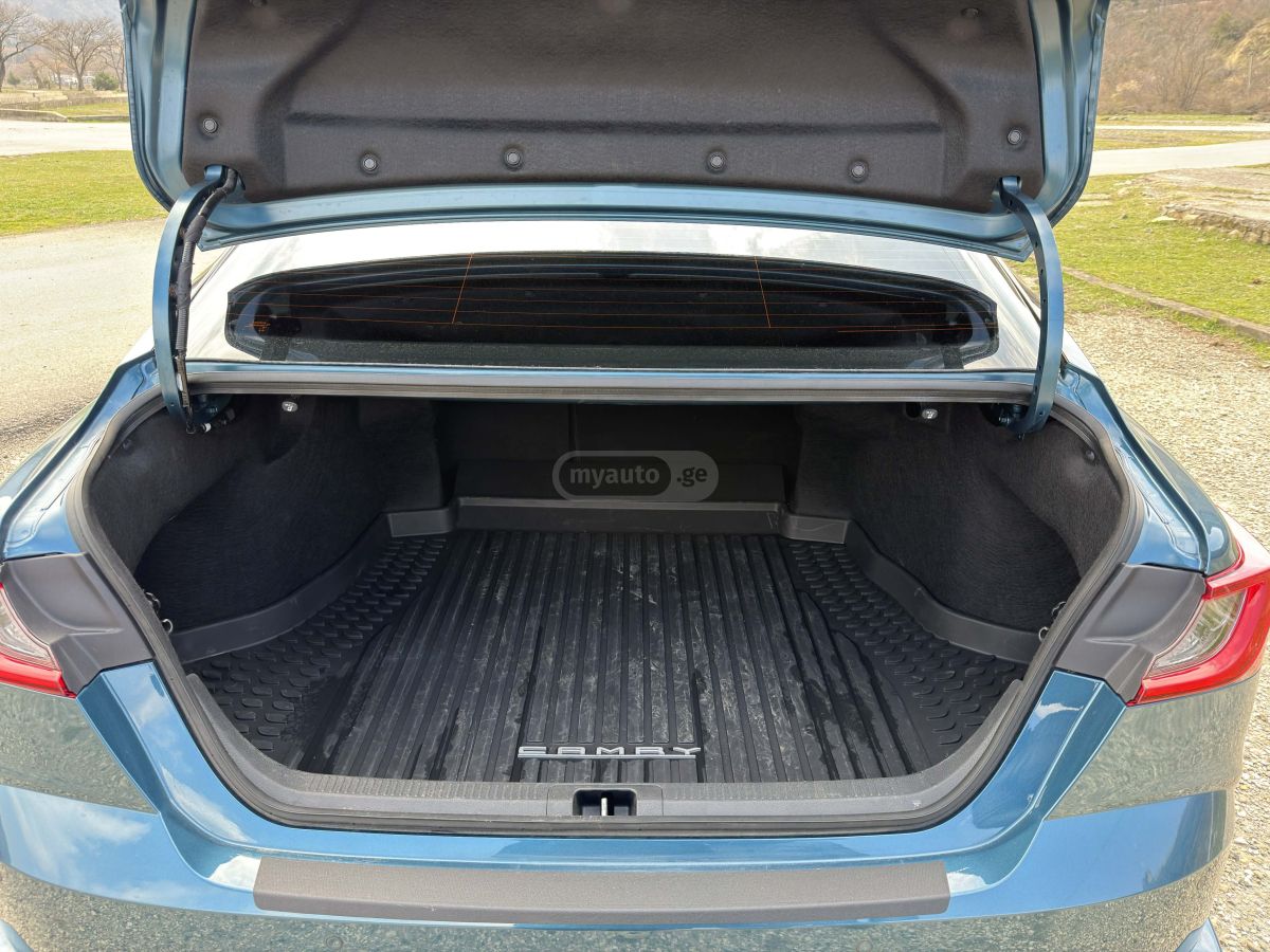 Toyota XSE AWD — миниатюра 12