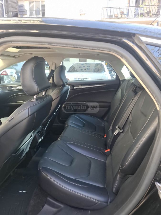 Ford Fusion - фото 4