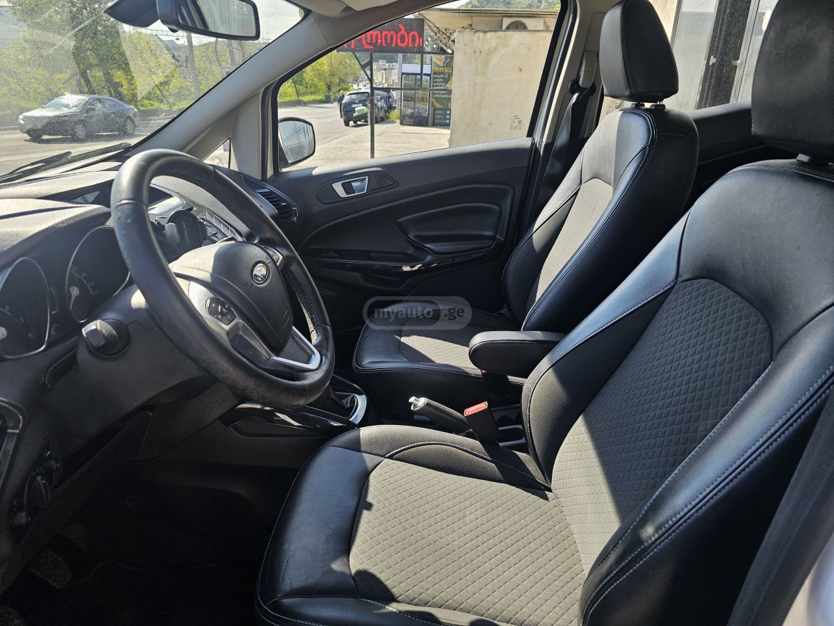 Ford EcoSport - фото 8