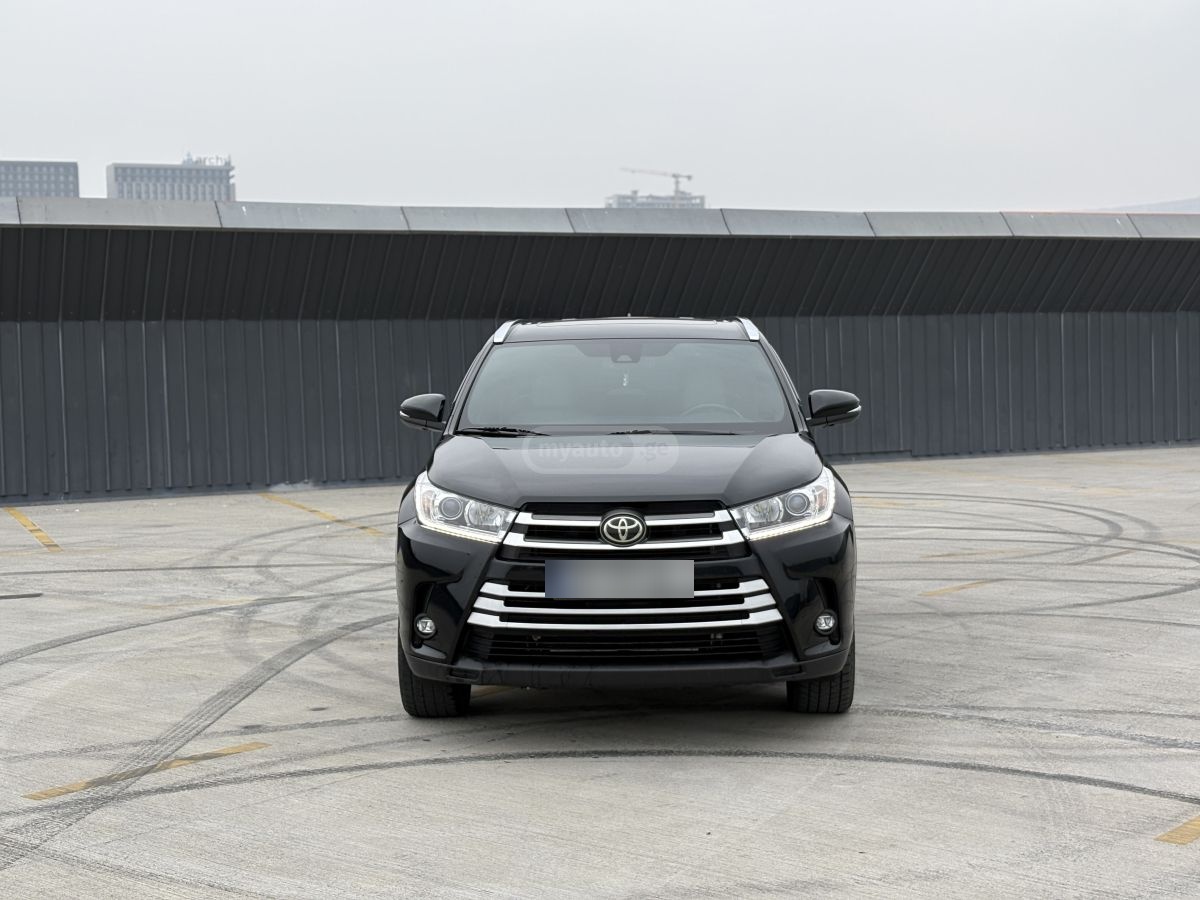 Toyota Highlander - фото 12
