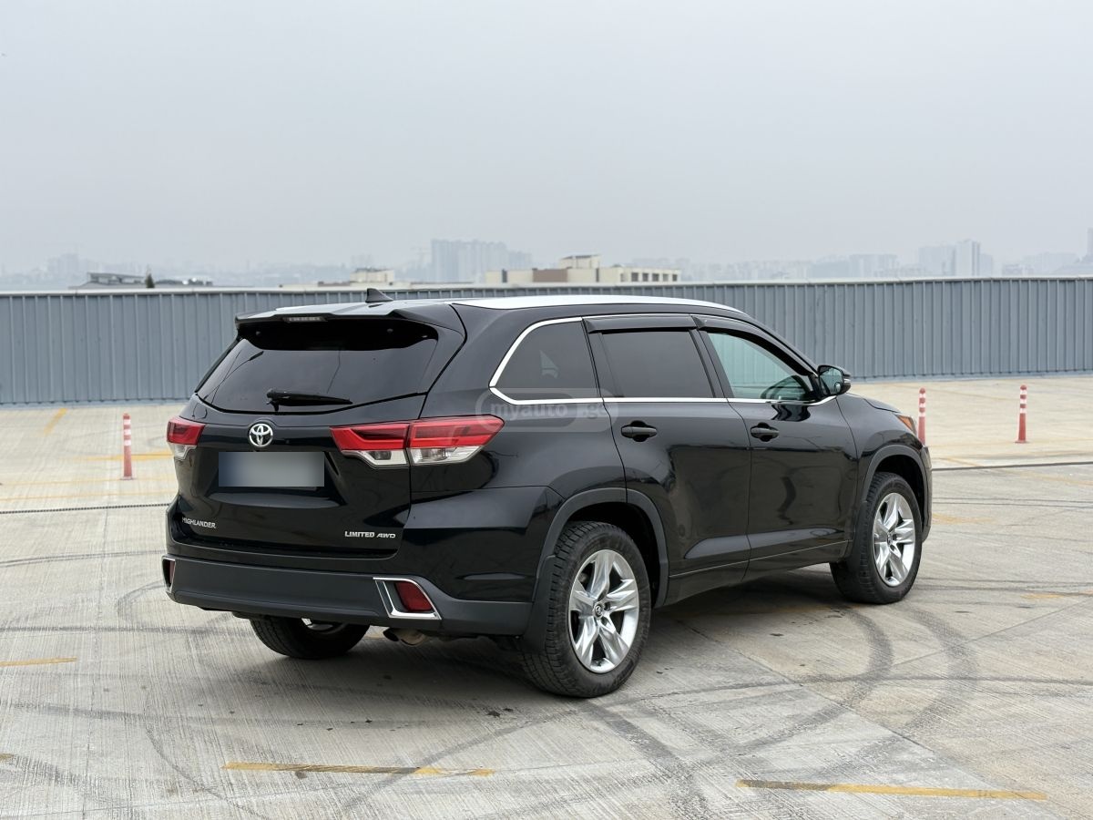 Toyota Highlander - фото 8