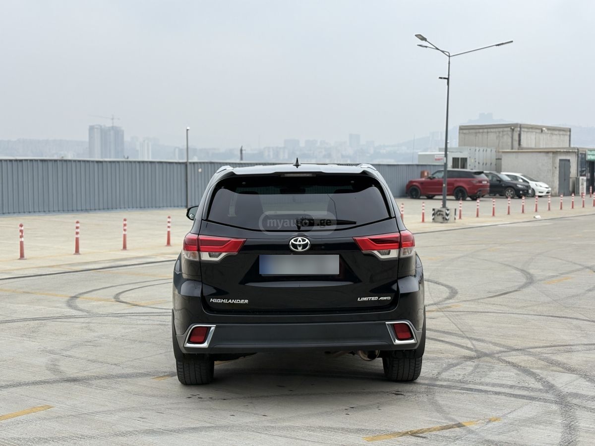 Toyota Highlander - фото 9