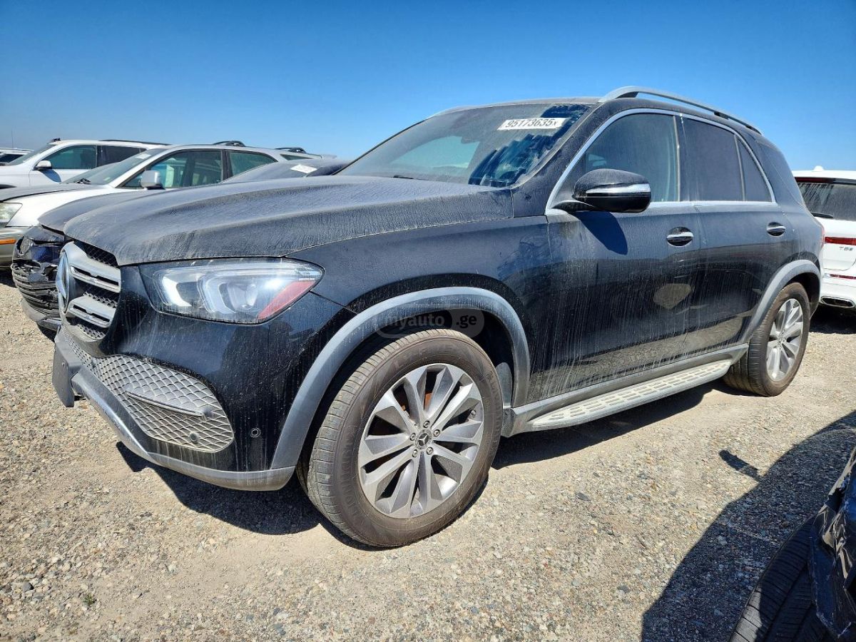 Mercedes-Benz GLE 350 - фото 1