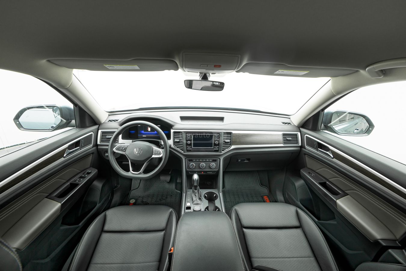 Volkswagen Atlas - фото 9