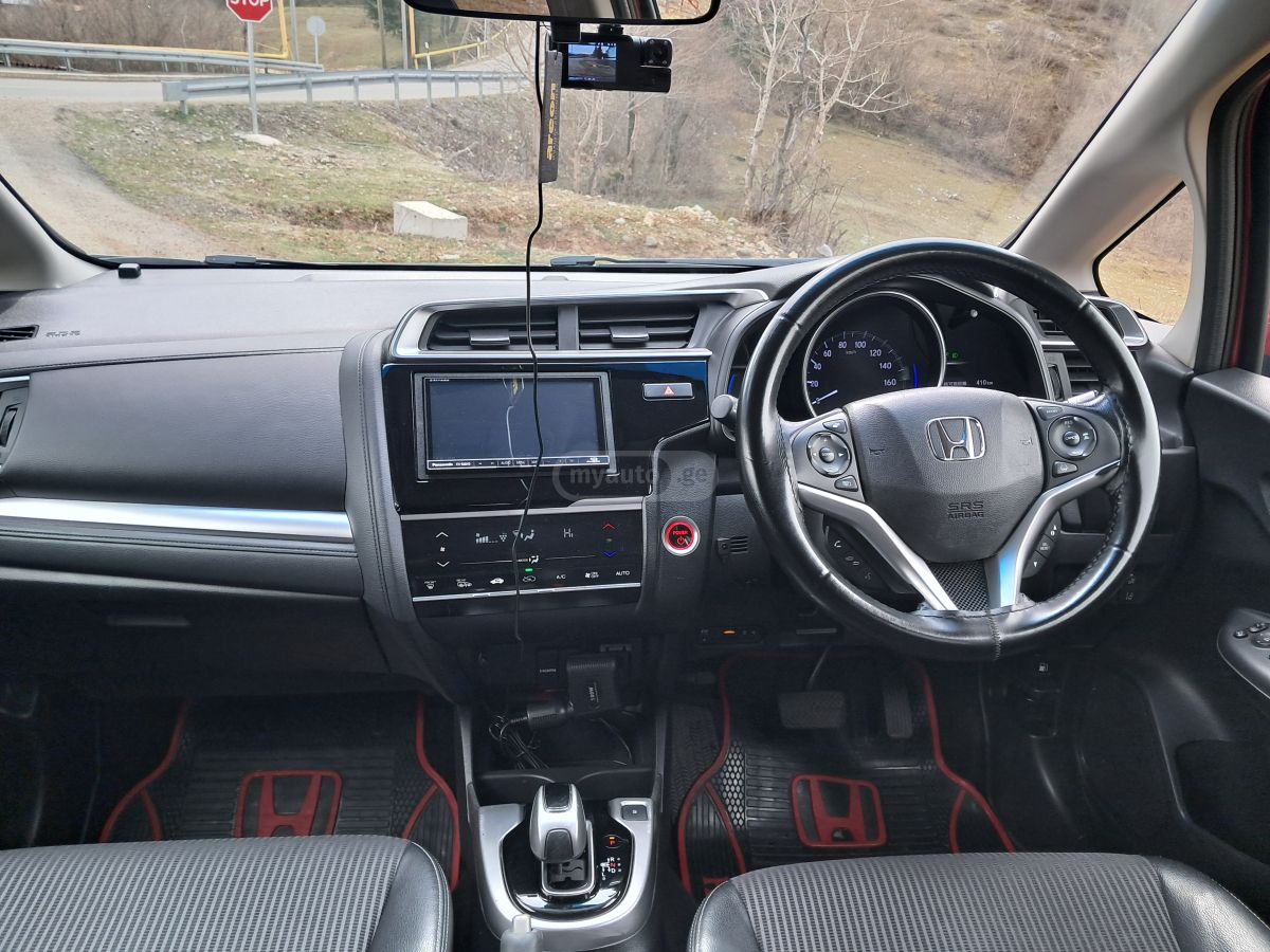 Honda Fit - фото 10