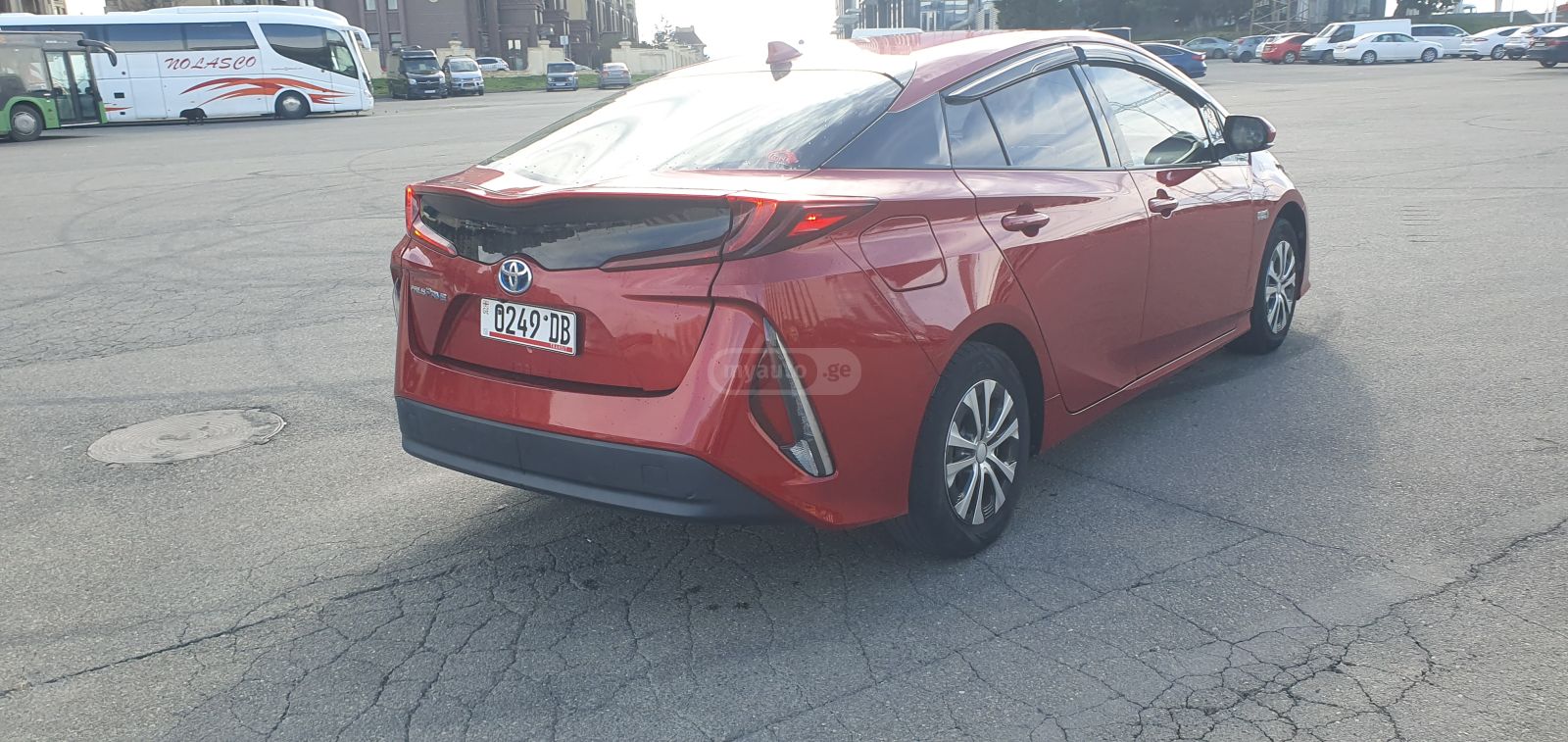 Toyota Prius Prime - фото 7