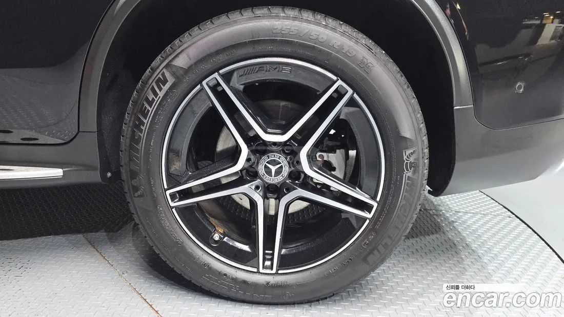 Mercedes-Benz GLC 63 AMG 2021 — миниатюра 5