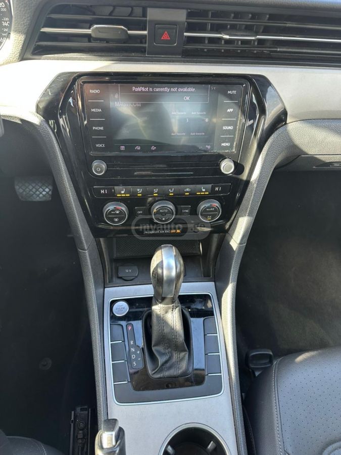 Volkswagen Passat - фото 8