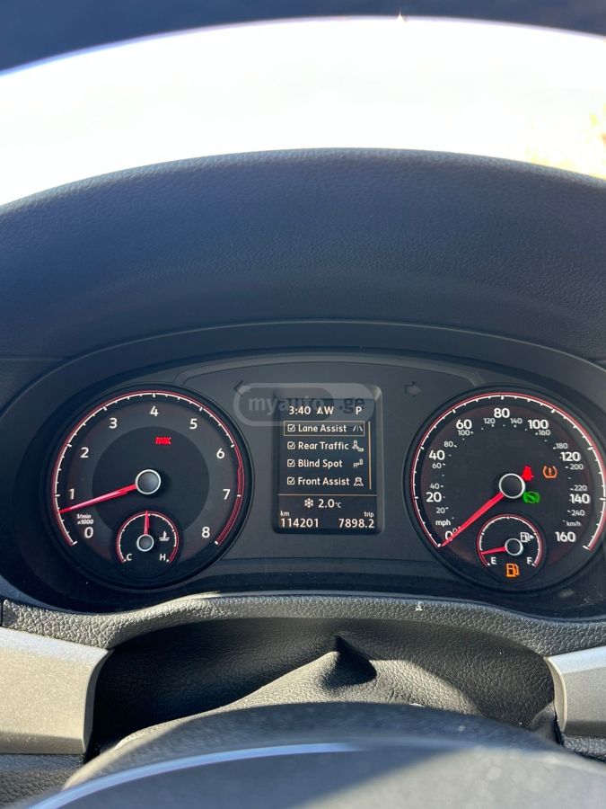 Volkswagen Passat - фото 9