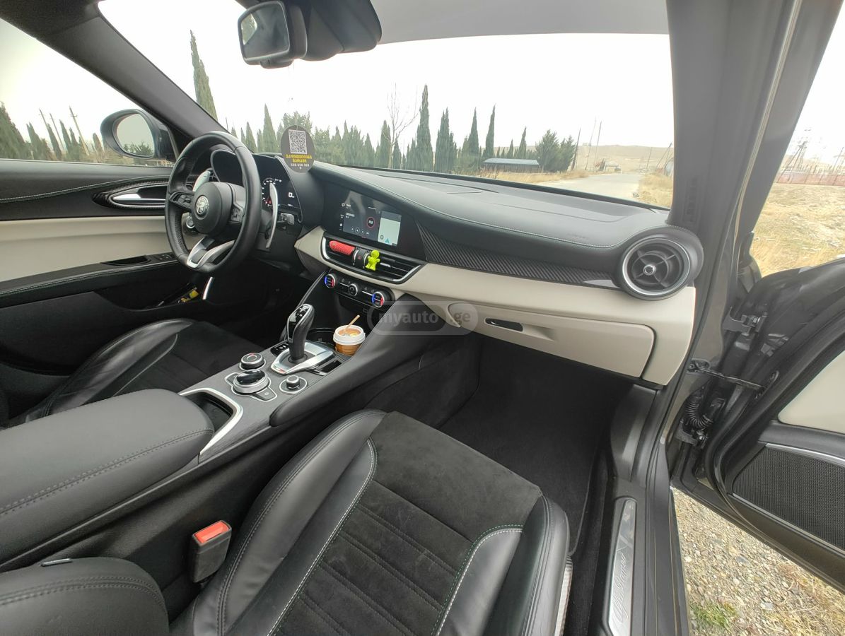 Alfa Romeo VELOCE — миниатюра 10