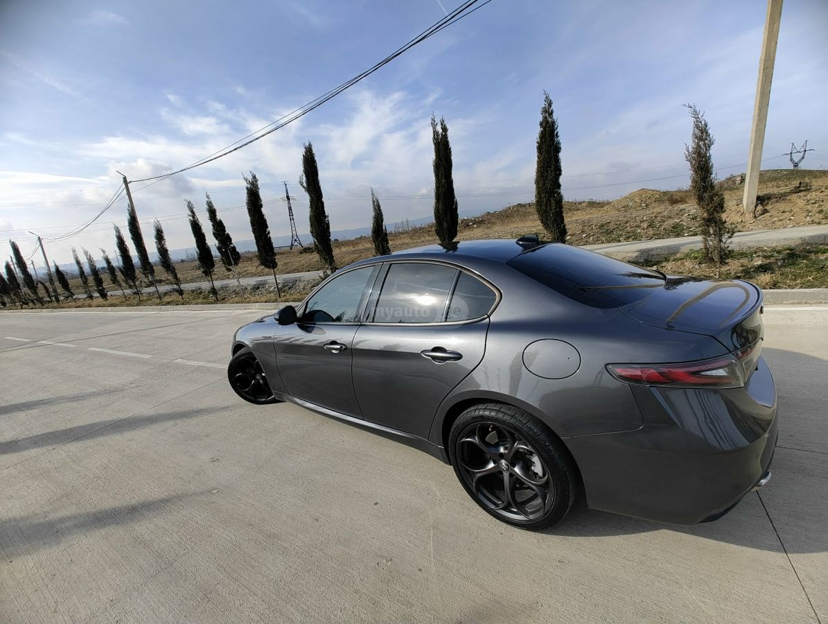 Alfa Romeo VELOCE — миниатюра 3