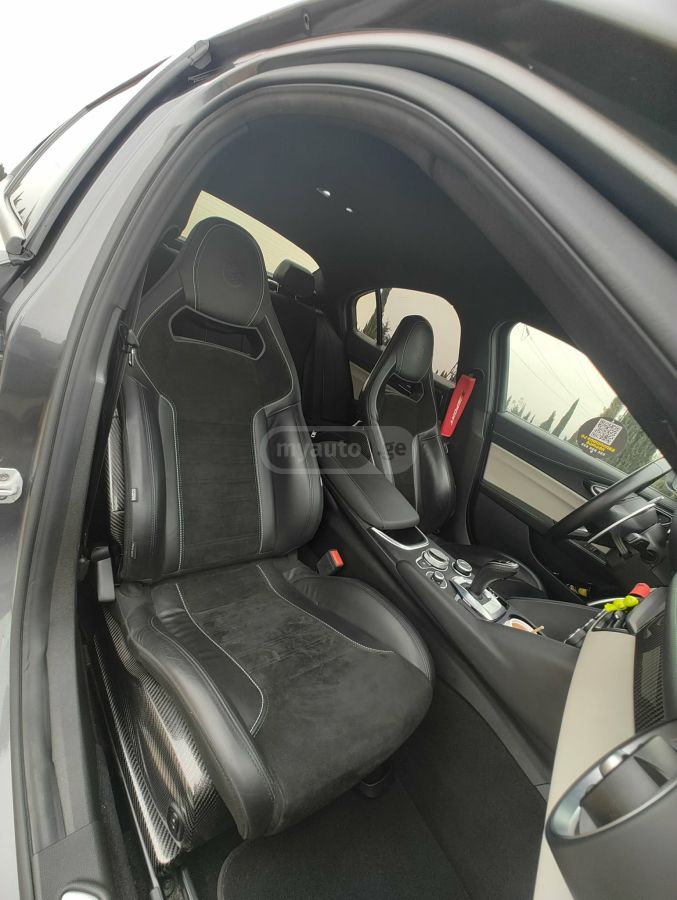 Alfa Romeo VELOCE — миниатюра 8