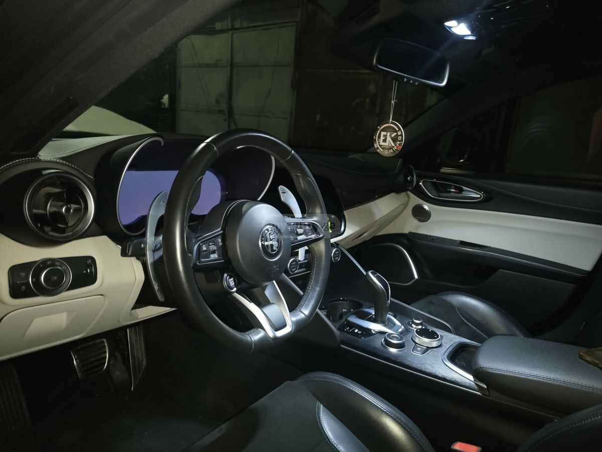 Alfa Romeo VELOCE — миниатюра 9