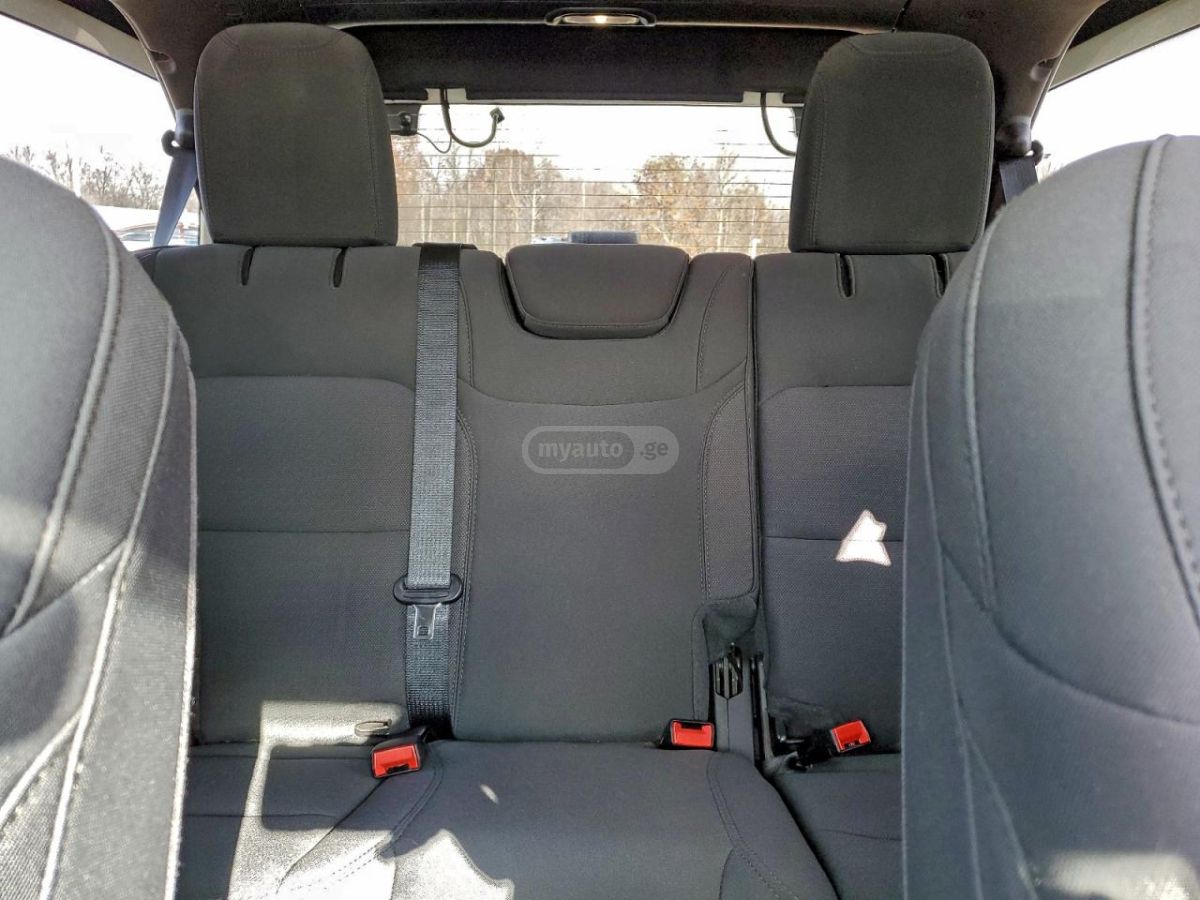 Jeep Sport RHD 4dr 4x4 Automatic — миниатюра 10