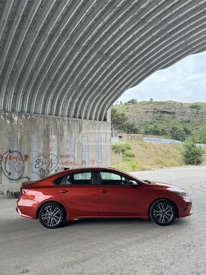 نمای دیگر Kia 2023