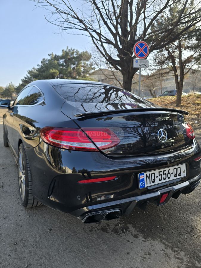 Mercedes-Benz C 300 - фото 1