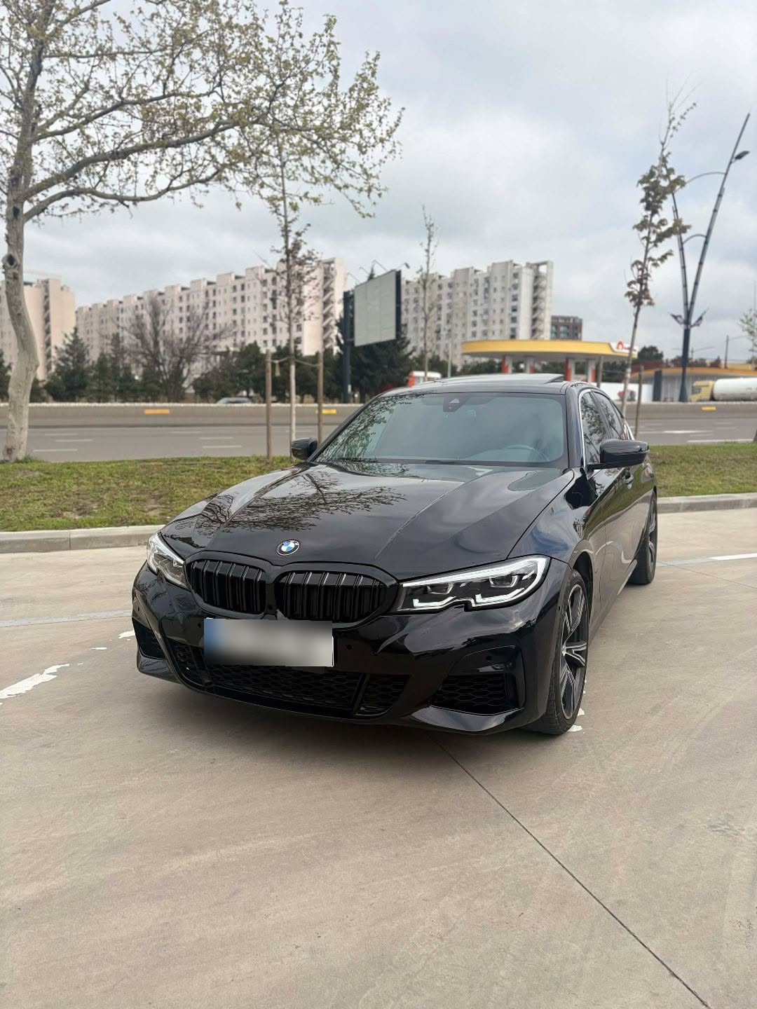 BMW 330 - фото 1