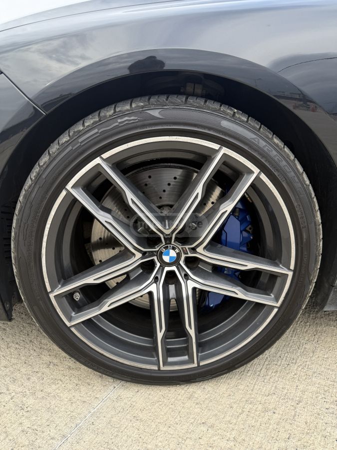 BMW M8 - фото 14