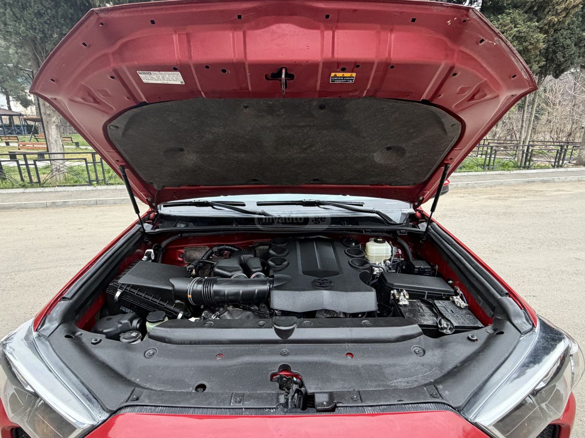 Toyota TRD Off Road 4dr 4x4 Automatic — миниатюра 14