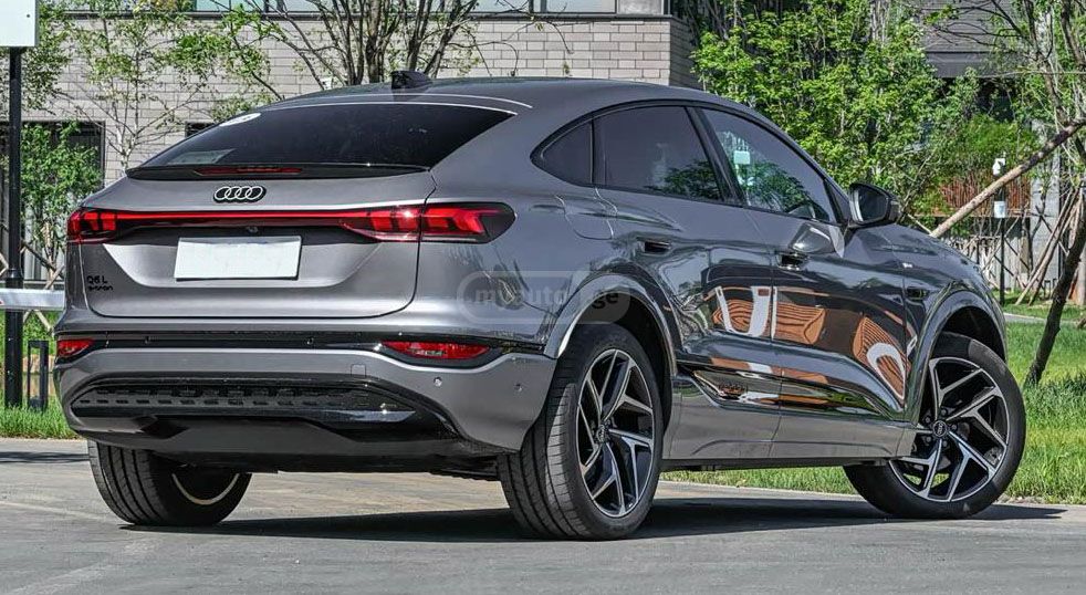 Audi E-Tron - фото 1