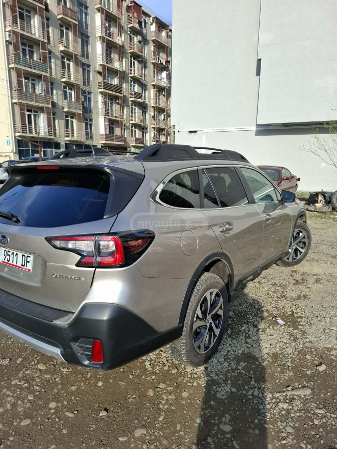 Subaru Limited XT 4dr All-Wheel Drive — миниатюра 3