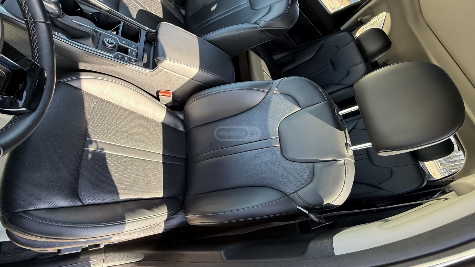 Kia Sorento - фото 10