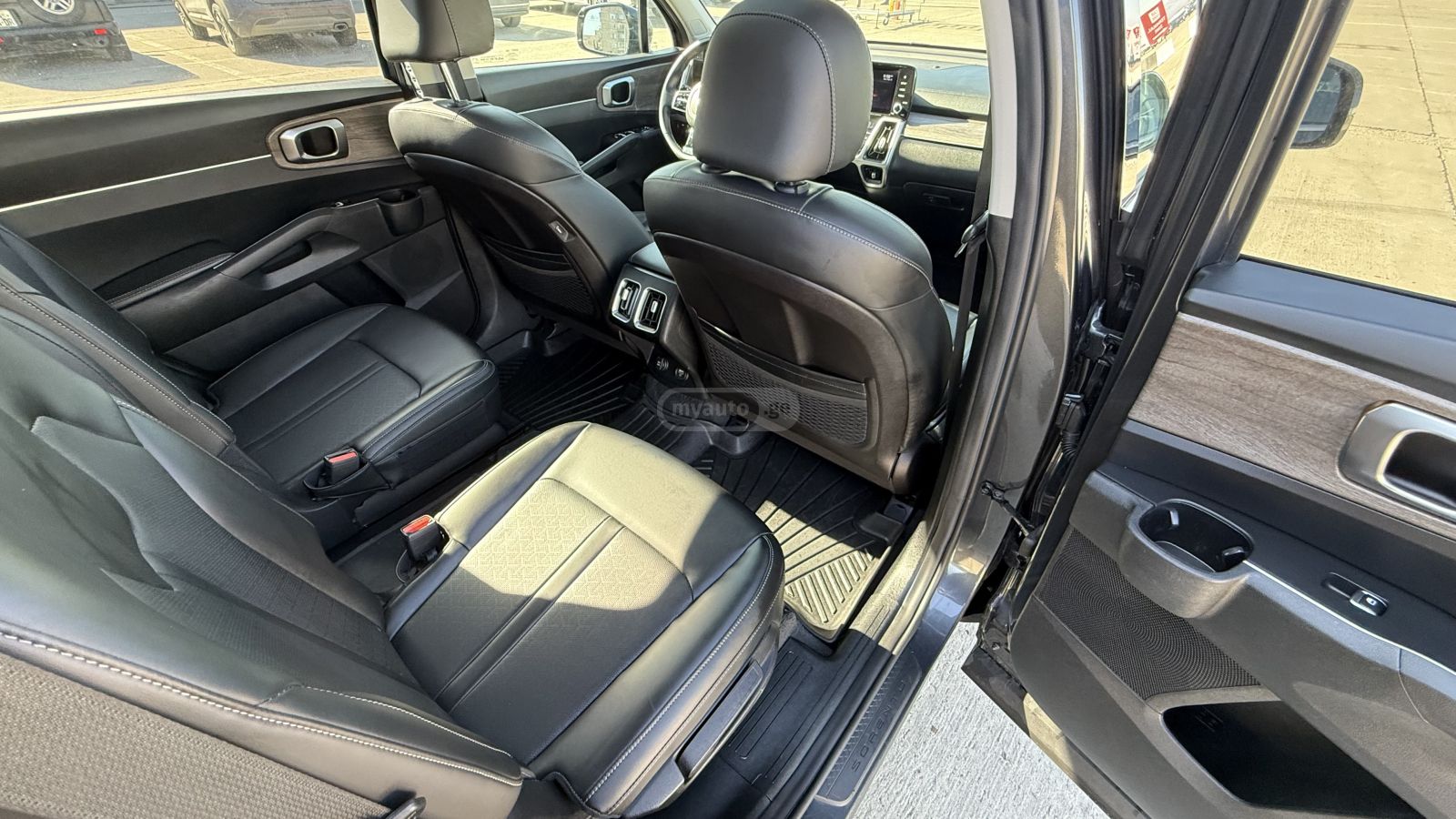 Kia Sorento - фото 12