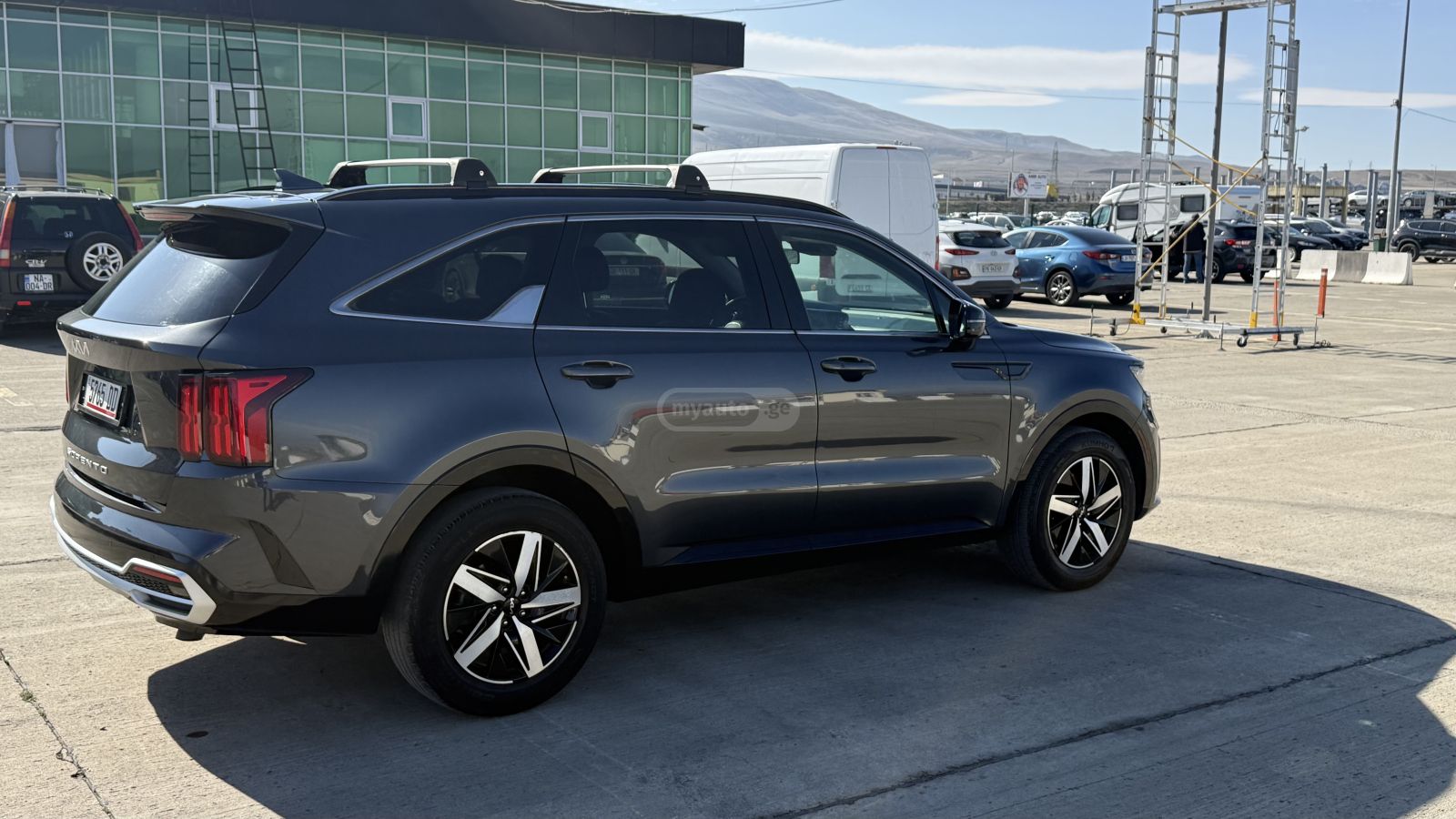 Kia Sorento - фото 7