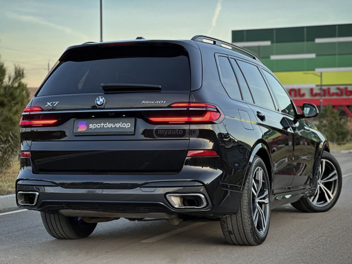 BMW xDrive40i — миниатюра 7