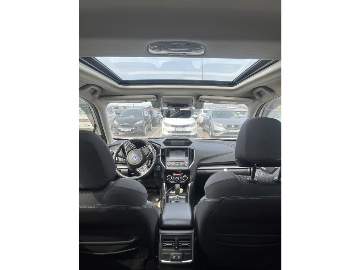 Subaru Premium 4dr All-Wheel Drive CV — миниатюра 15