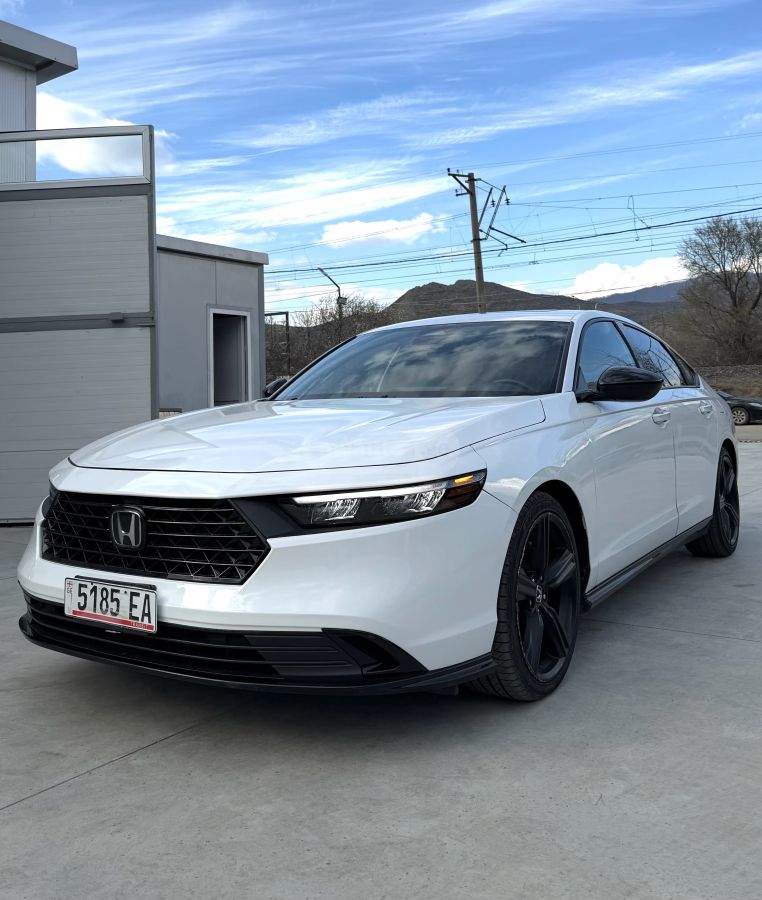 Honda Accord - фото 1