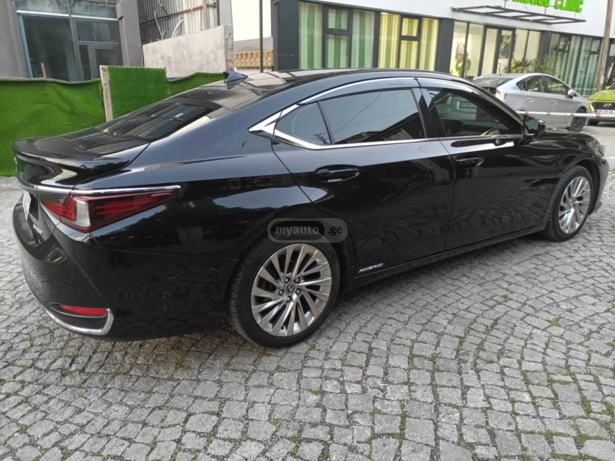 Lexus ES 300 - фото 3