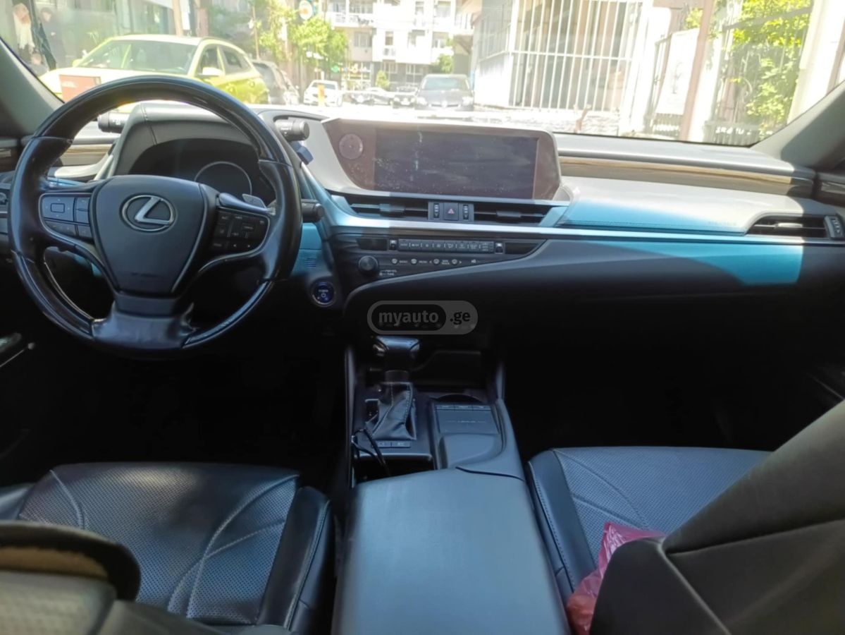 Lexus ES 300 - фото 9