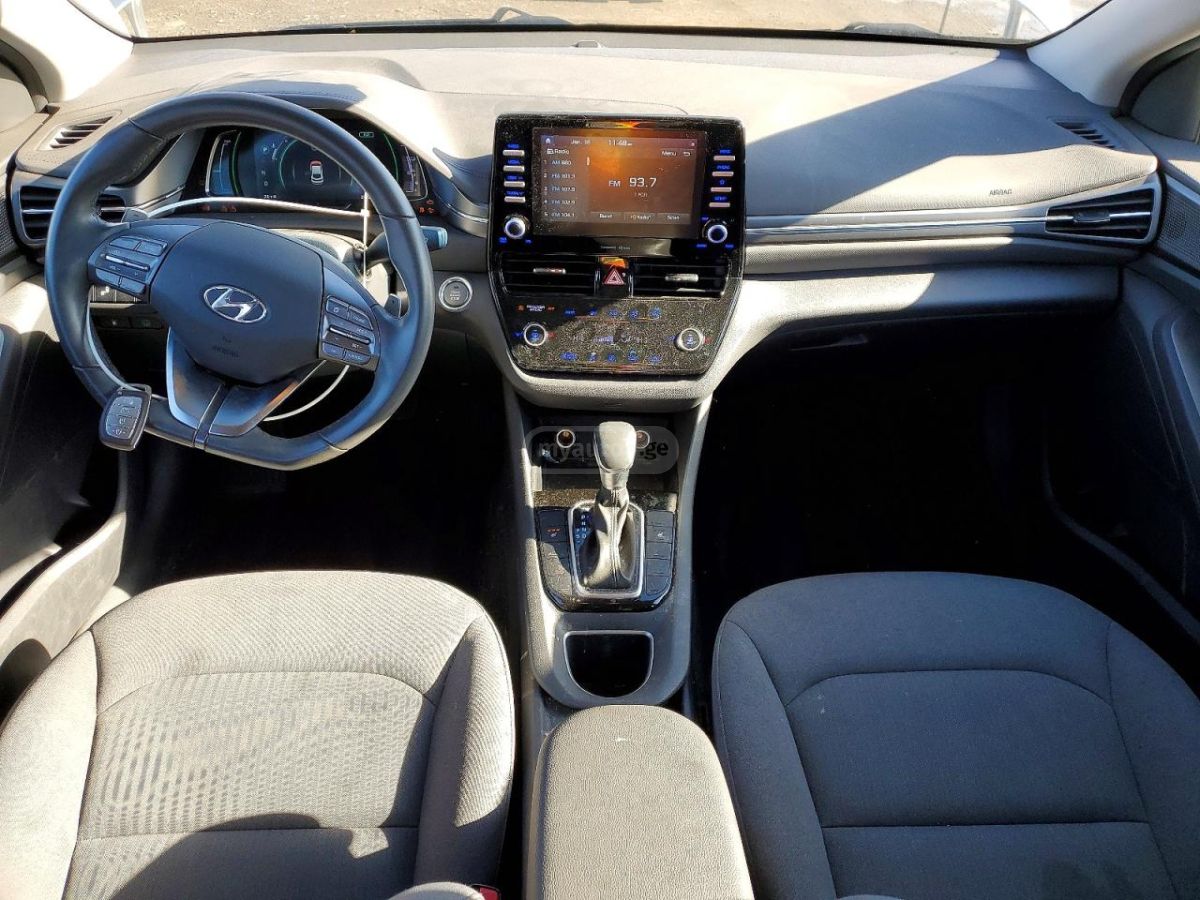 Hyundai Ioniq SE 2020 — миниатюра 8