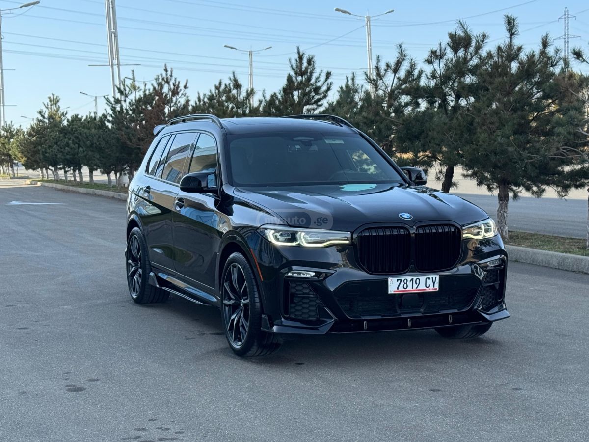 BMW X7 - фото 3