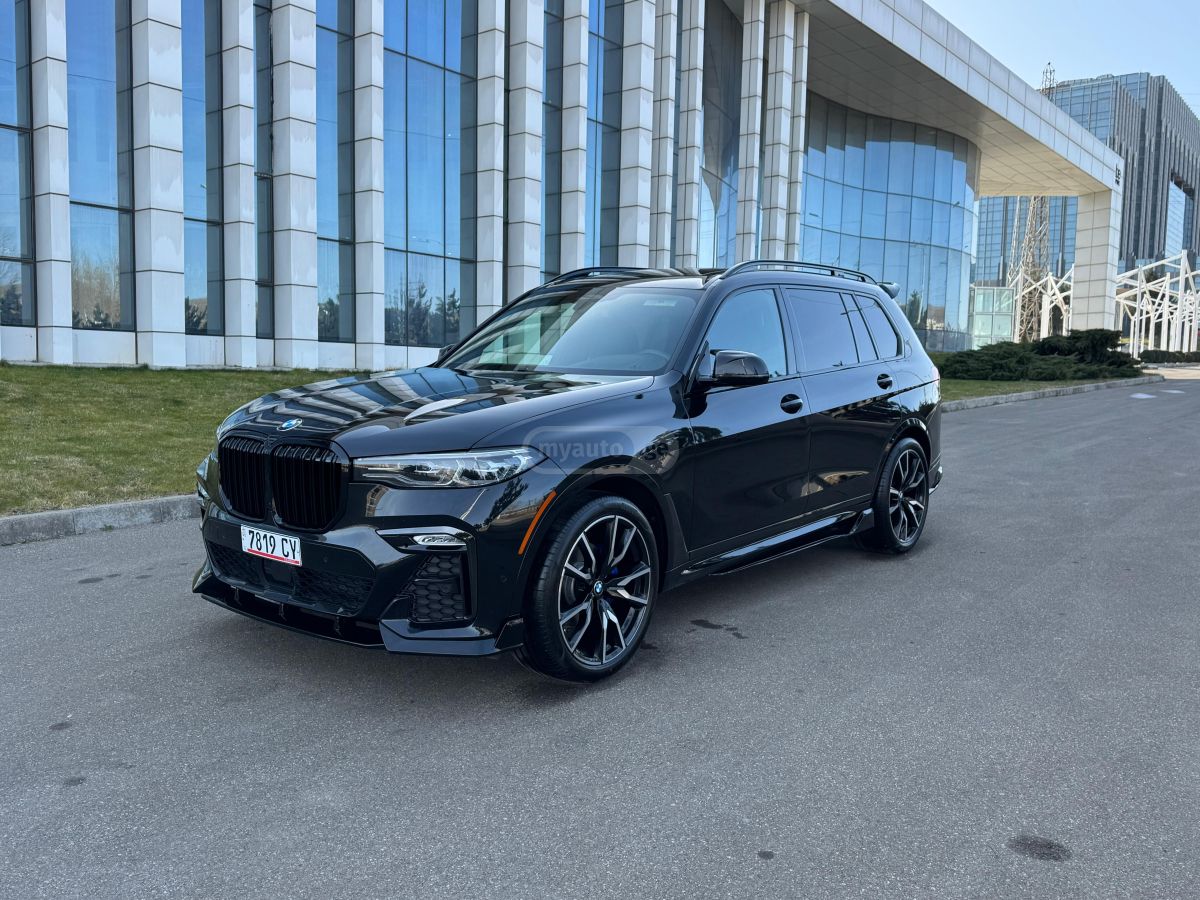 BMW X7 - фото 7